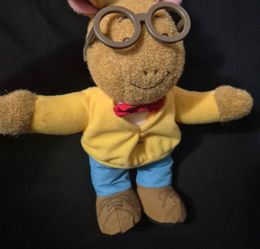 Playskool 1996 PBS 10" talking Arthur Doll