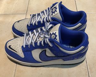 Nike Dunks Low Jackie Robinson Size 9.5 Pick Up Only  willing to negotiate  On Price 