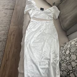 2 Piece White Outfit