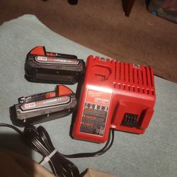 Milwaukee  2 M18 BATTERY 2.0  AND CHARGER 