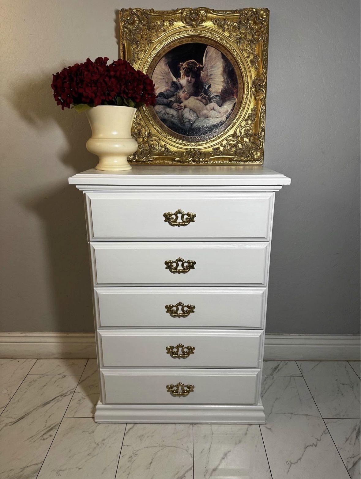 White Modern Dresser