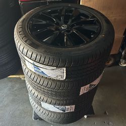 17” Nissan Altima Gloss Black, New Tires , Firm Price,,