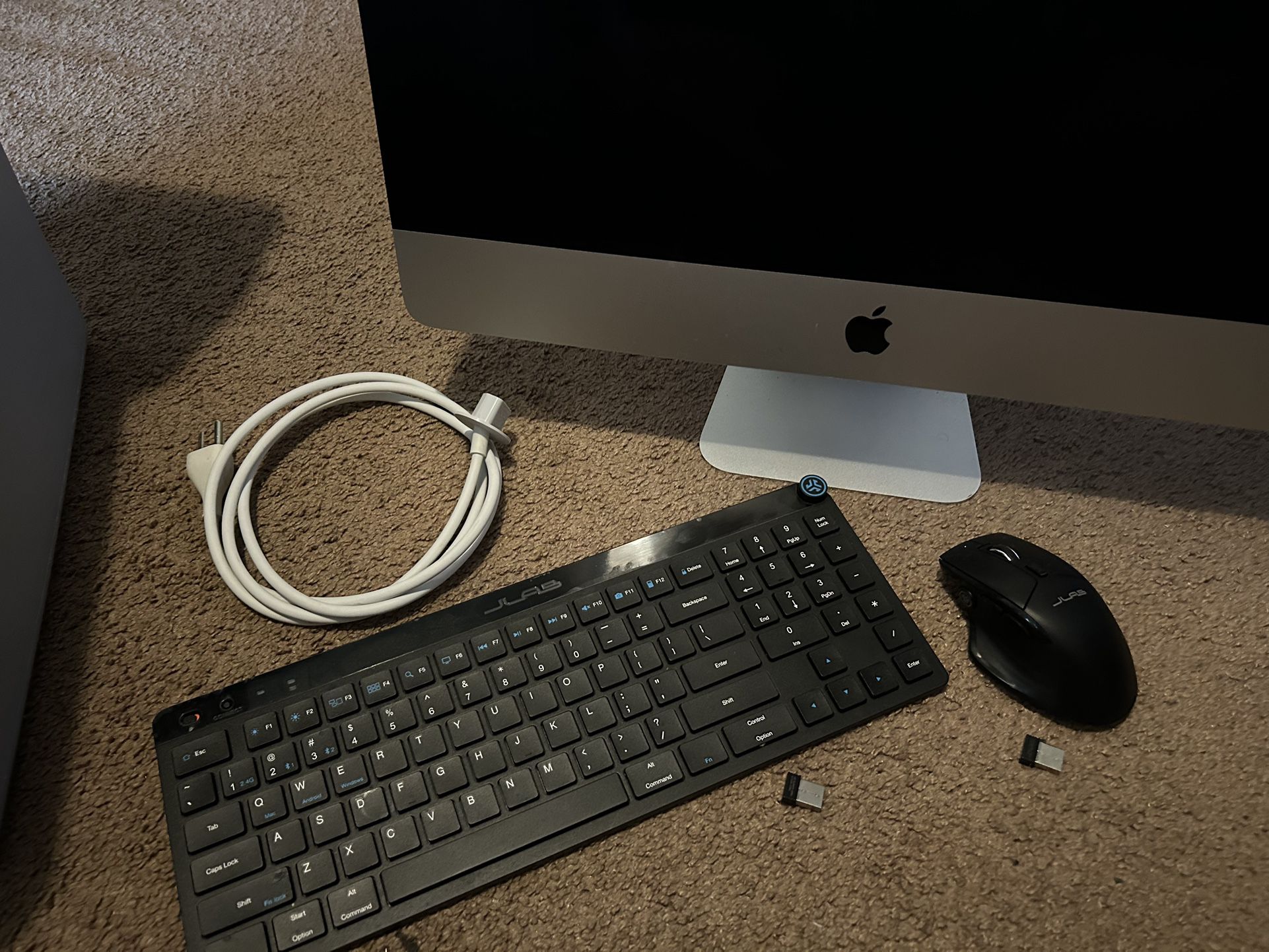 Apple iMac Monterey Desktop 