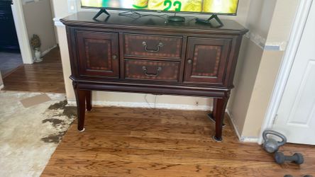 Buffet Cabinet
