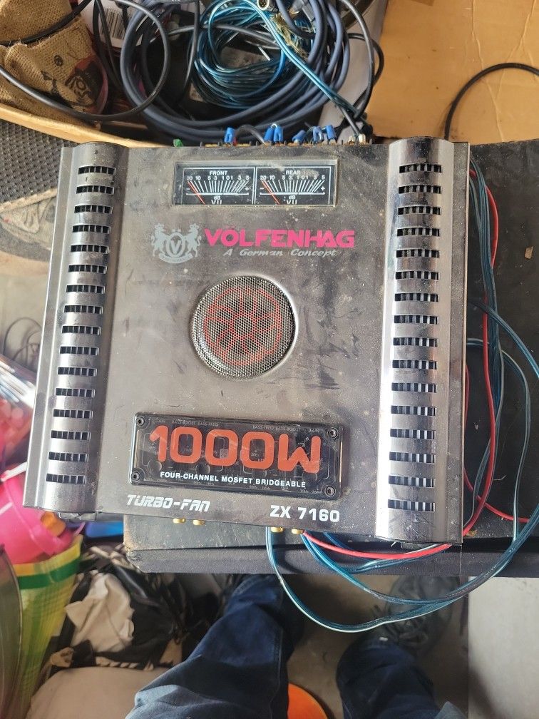 カラオケ Volfenhag 1000w