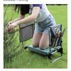Garden kneeler