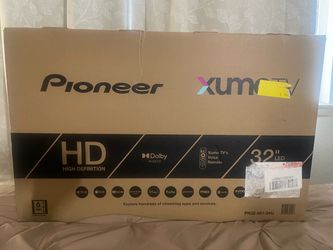 Pioneer Xumo Smart TV 32”