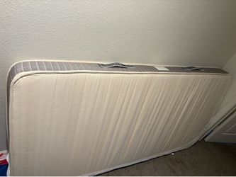 Twin mattress