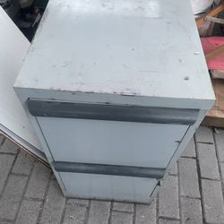 Used Filing Cabinet With Key