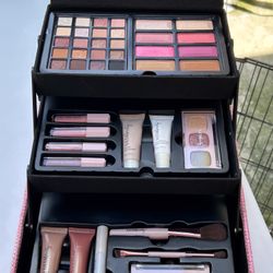 ULTA BEAUTY 45 PIECES MAKEUP KIT BOX 📦 FOR WOMEN 