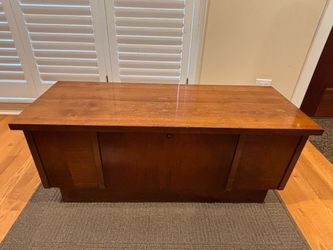 Lane Cedar Chest