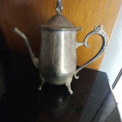 Vintage. Silverplate Teapot. Tetera Antigua Enchapada En Plata.