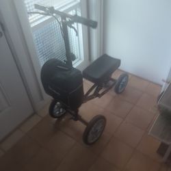 Scooter (Knee) By Blessreach