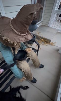 Animated Scarecrow Halloween Decoration