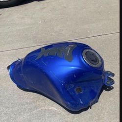 2012 To 2016 Kawasaki Ninja 650 Gas Tank  No Fuel Pump  $150 