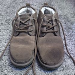 UGG Women Neumel Boots – Chestnut – Size 9