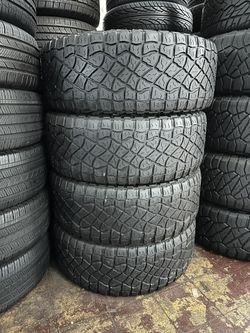 325/65/18 LT Goodyear A/T