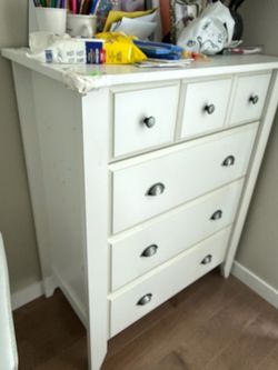 White Wood Dresser with 6 Drawers