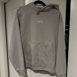 Nike Hoodie Size L