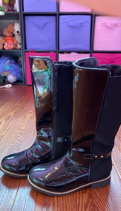 Girl boots