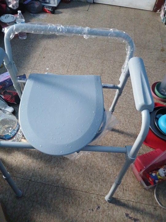 New Adult Potty