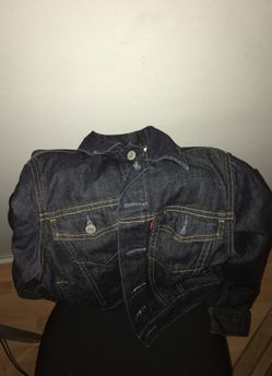 Levi's jean jacket size M