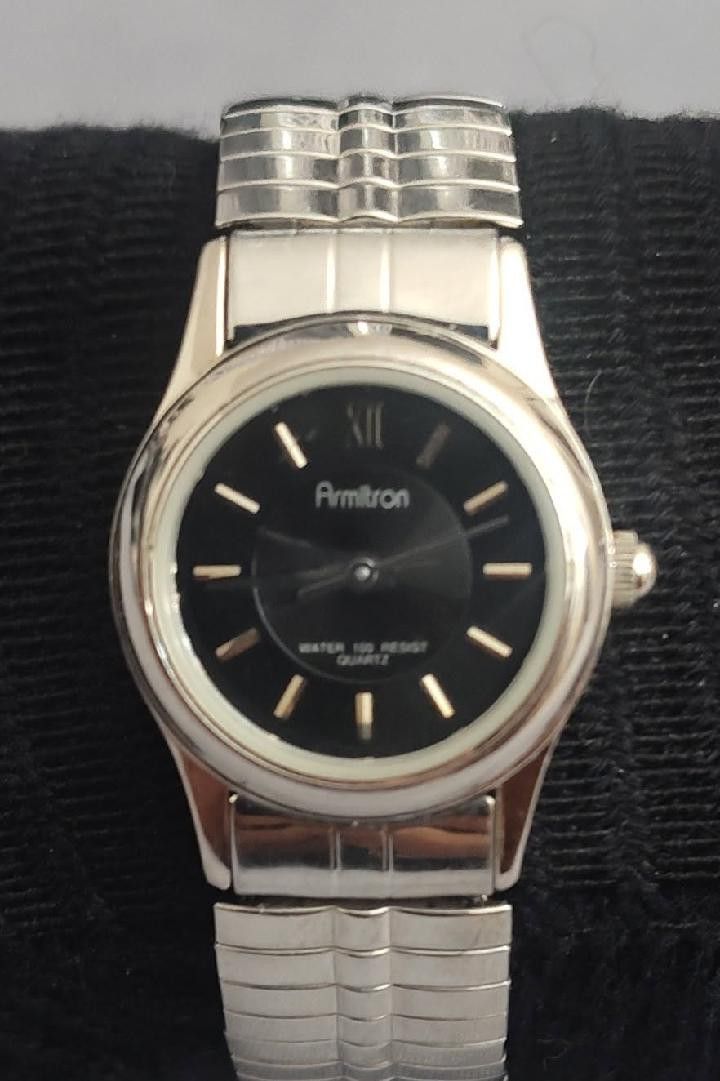 Armitron AL21E Woman's Silver Tone Bracelet Watch(Batteries Not Included)