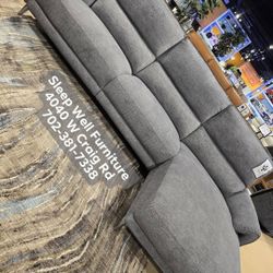 ✨️ Sectionals, 2pc Sofas ✨️ Furniture Queen Bedrooms, Dining Avail