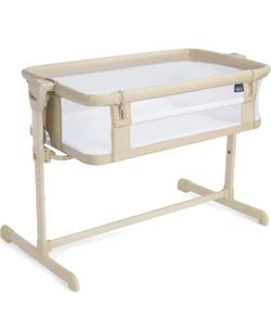 HALO® BassiNest® Bedside Sleeper – Breathable Baby Bassinet Slides Over Bed with Mesh Walls for Airflow & Visibility, Lowering Wall for Easy Access, F