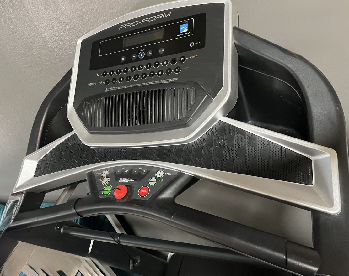 Pro Form Sport 5.5 Treadmill