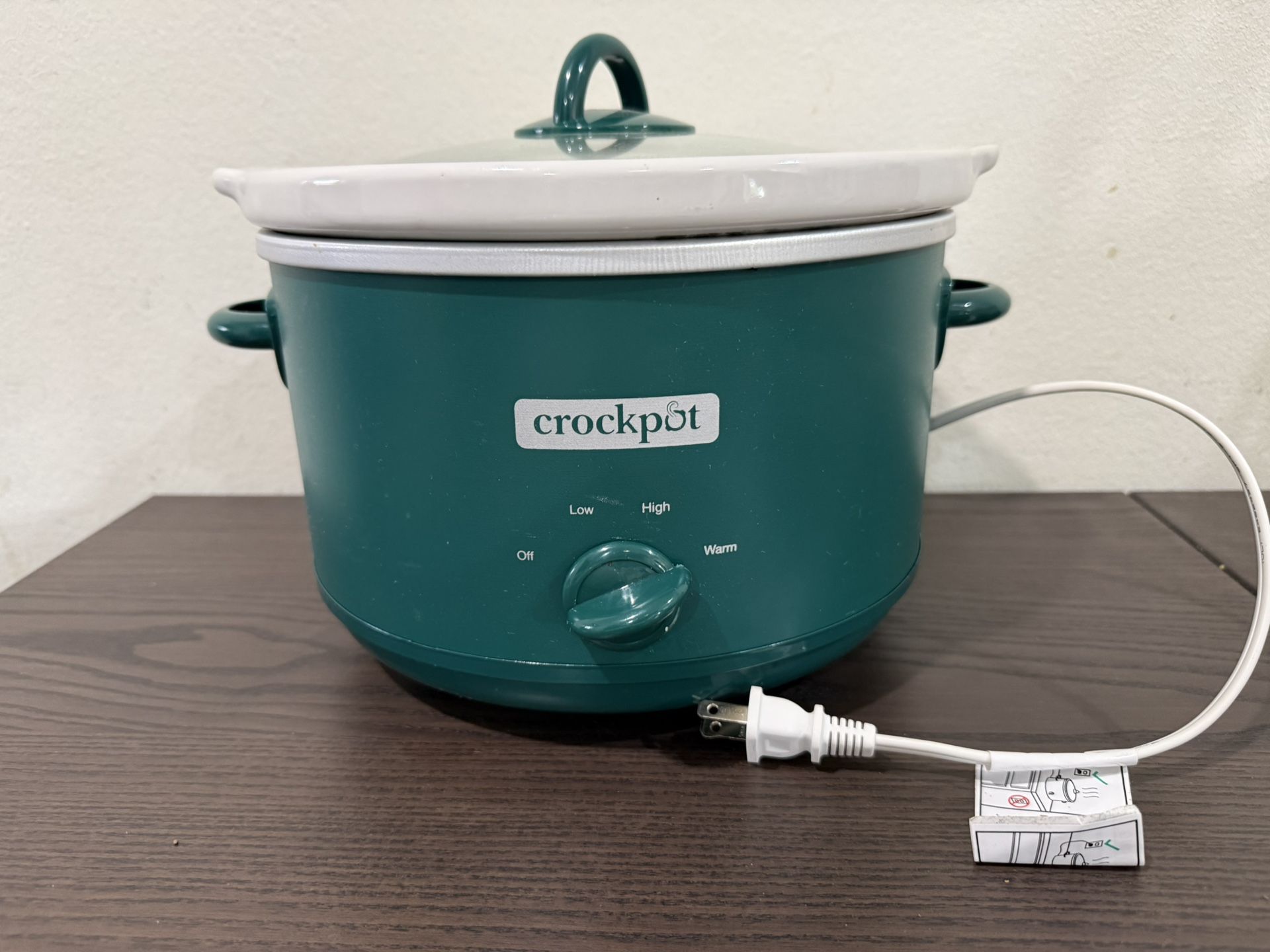Used Crock-Pot 4.5qt Slow Cooker Ponderosa Green: Ceramic Stoneware, 3 Settings, Stay-Cool Handles, Dishwasher-Safe Parts