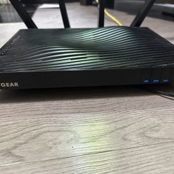 NETGEAR AC5300 Nighthawk X8 Tri-Band WiFi Router 