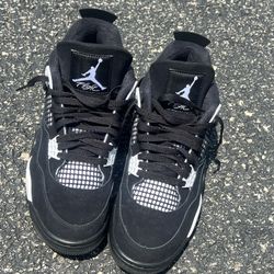 White Thunder 4s Size 10