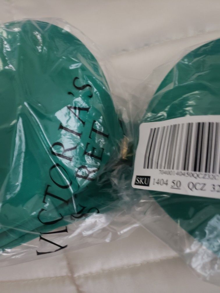 Victoria's Secret Obsessed Bra In 32 C