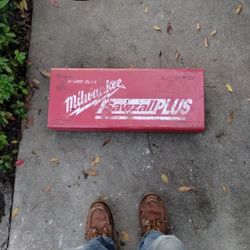Milwaukee Sawzall Plus