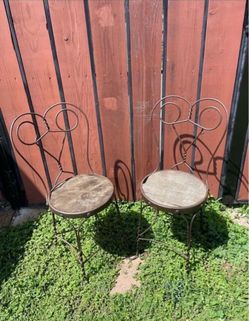 1950's Ice Cream Parlor Heart Shaped Chairs