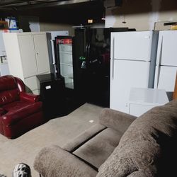 Appliances, Chairs, TV & Stand