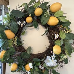 Seasonal Wreath 