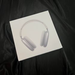 AirPod Maxes White