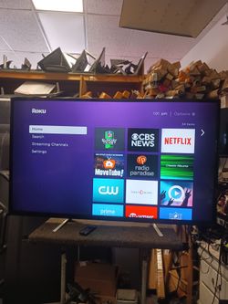 60 inch Vizio led tv with roku or fire stick for apps