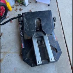 Pull Rite Super Glide 5th Wheel Hitch