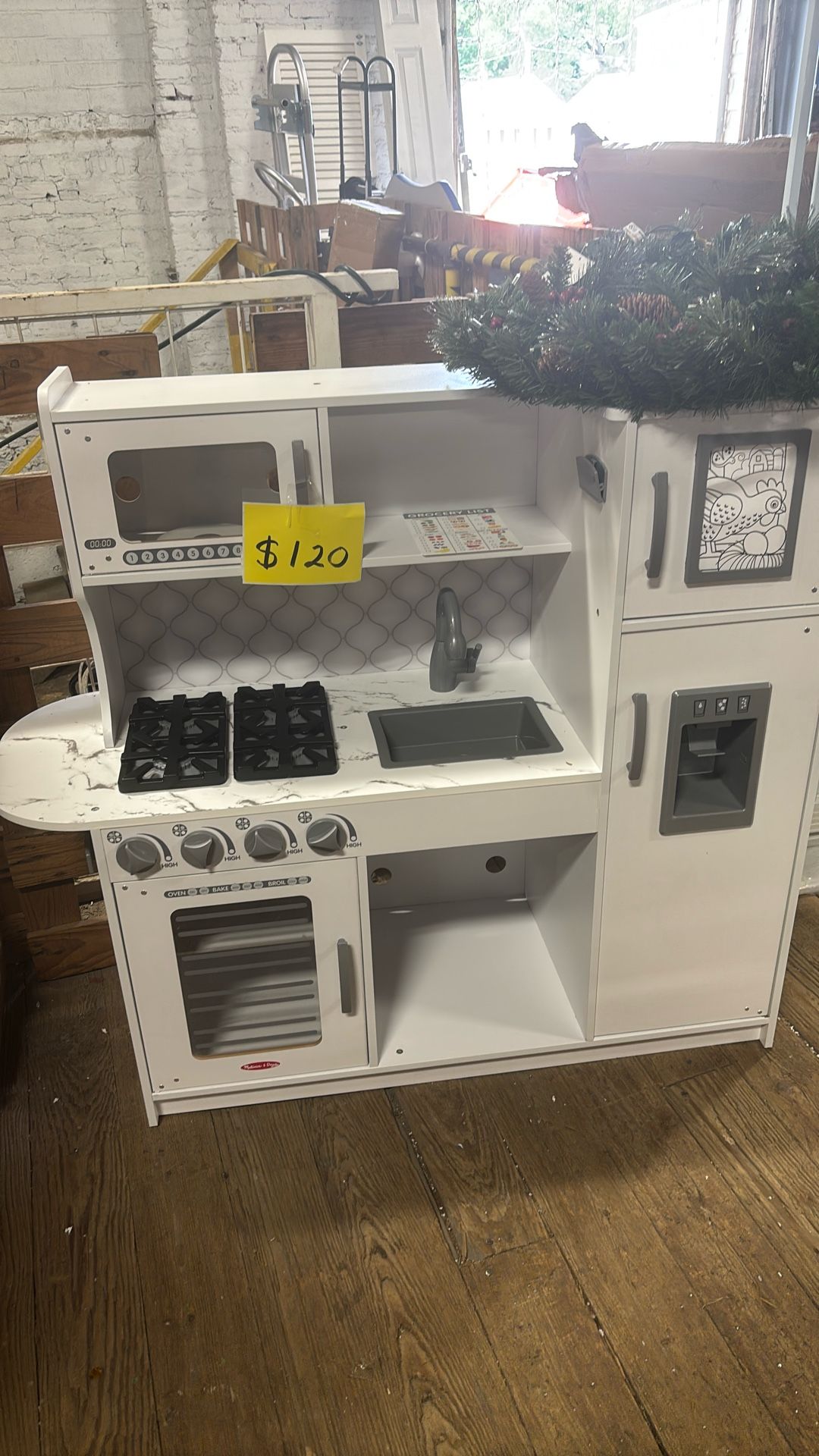 Play Kitchen