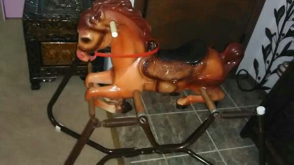 1980's Vintage bouncing horse! Mustang by Wonder