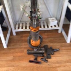 Dyson vacuum cleaners with extra works perfect