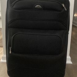 Samsonite 27” Large Check In Luggage 