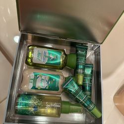 RARE BATH AND BODY WORKS LOT