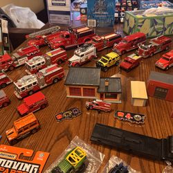 Diecast Fire Trucks Fire Engine Ladder Station HO First gear matchbox code 3 Corgi & More LOOKING TO MAKE CASH AND MAKE DEALS, PM FOR BETTER PRICE  Pr
