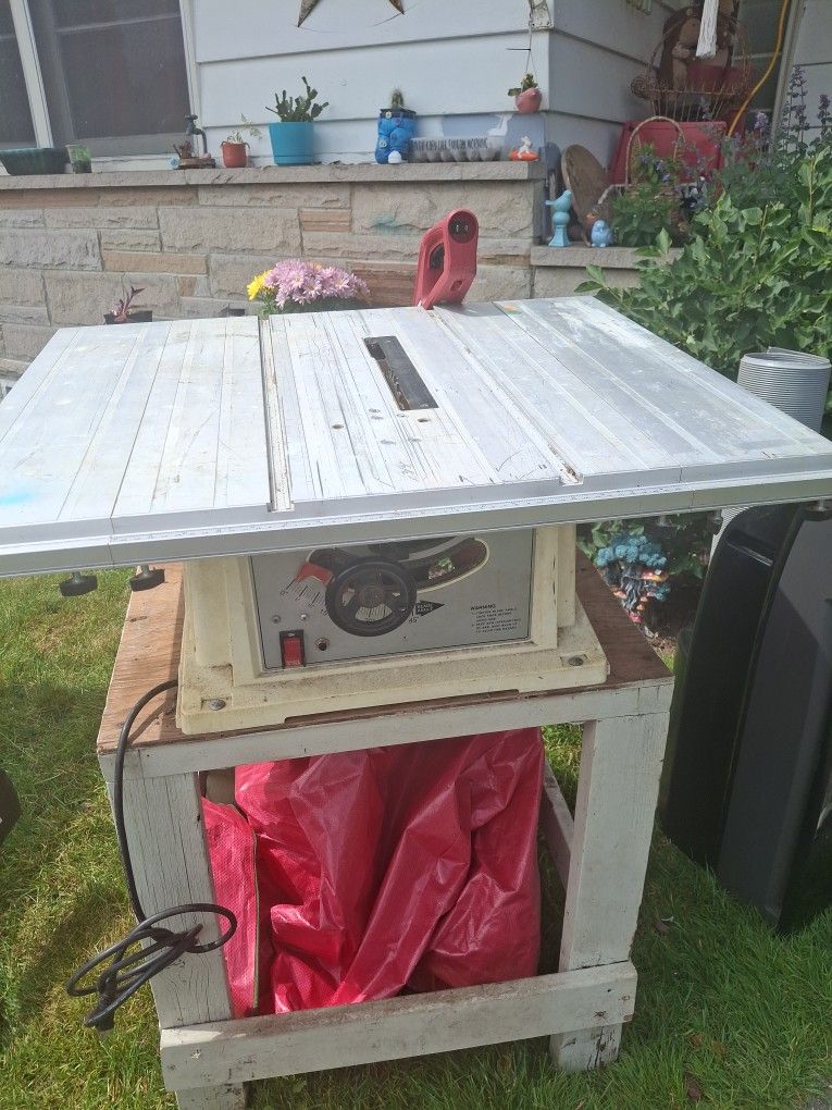 Table Saw
