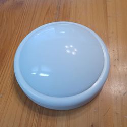 Vintage round push light
