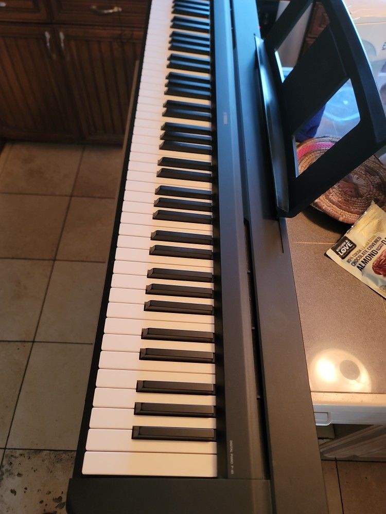 Yamaha P-45 88-Key Weighted-Action Digital Piano Black